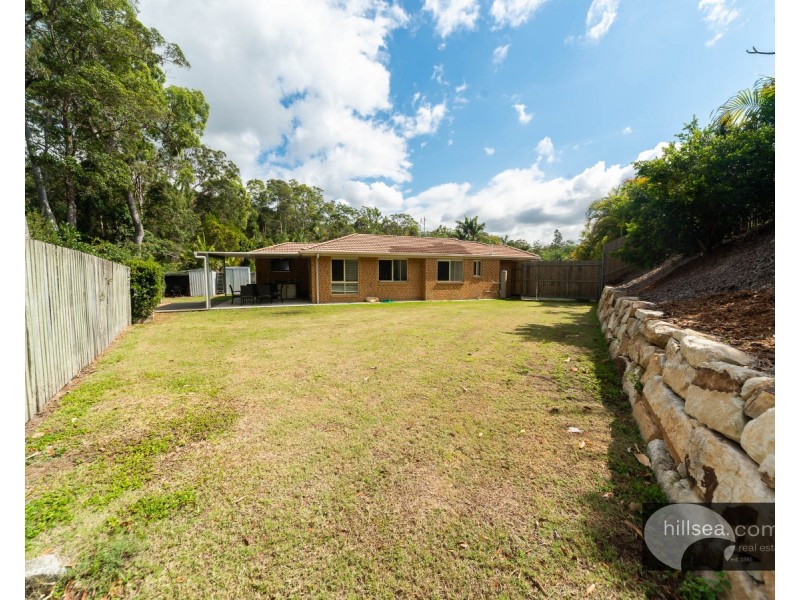 20 Pinemount Crescent, Oxenford QLD 4210