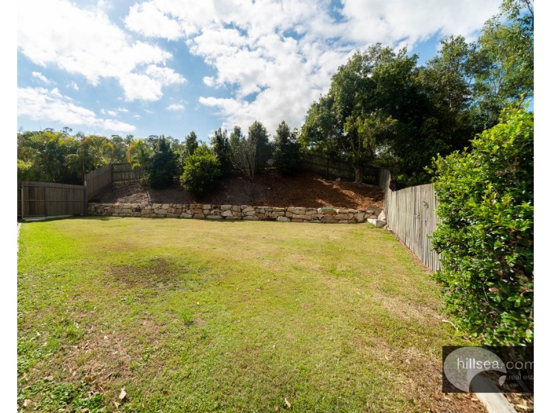 20 Pinemount Crescent, Oxenford QLD 4210