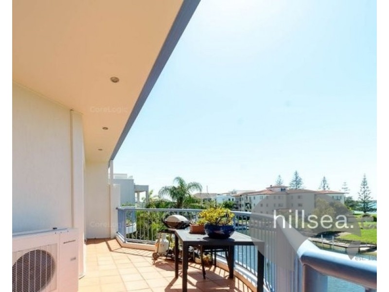 14/9-13 Madang Crescent, Runaway Bay QLD 4216