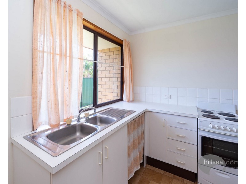 1/283 Government Road, Labrador QLD 4215