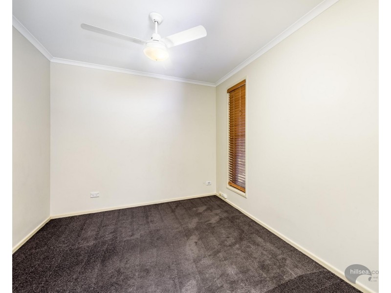 21 Parkes Drive, Helensvale QLD 4212