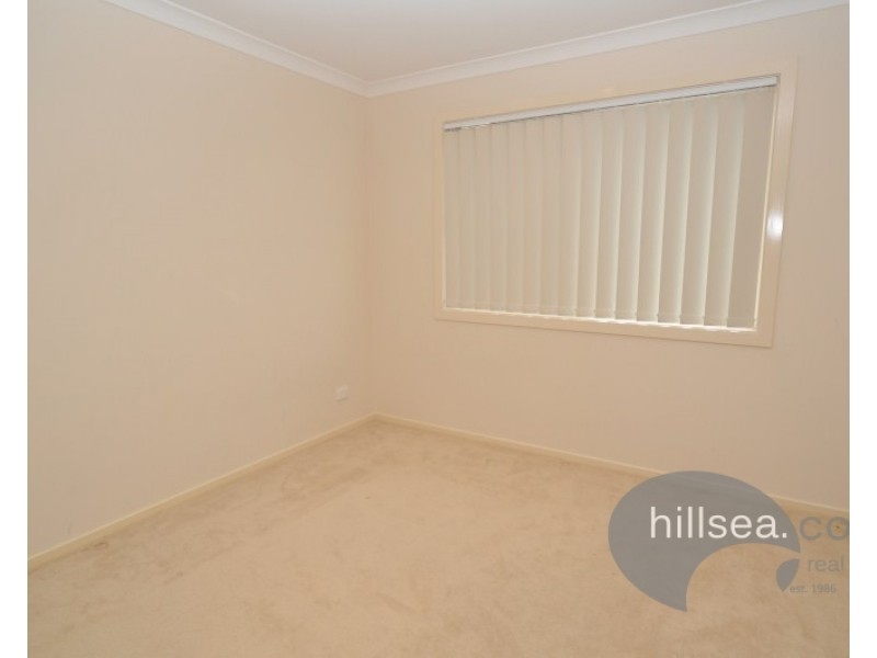 8 Silver Gull Street, Coomera QLD 4209