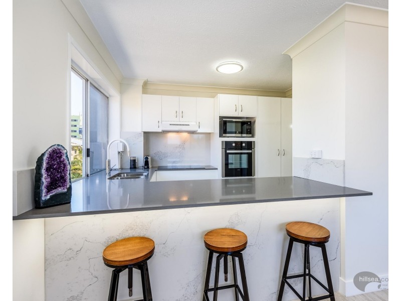 10/111 Frank Street, Labrador QLD 4215