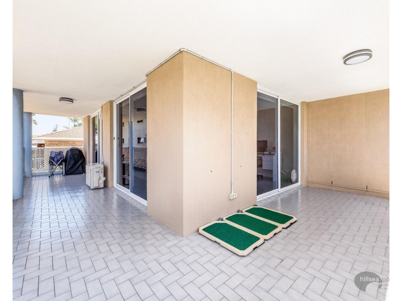 10/111 Frank Street, Labrador QLD 4215