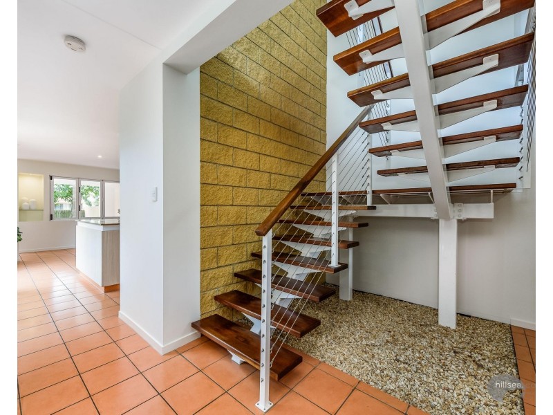 1/29 Nankeen Avenue, Paradise Point QLD 4216