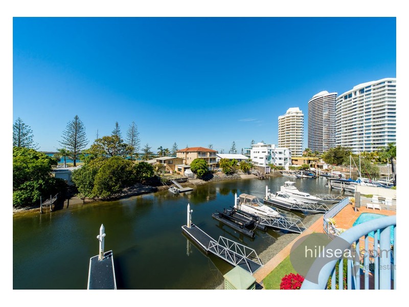 15/9 Madang Crescent, Runaway Bay QLD 4216