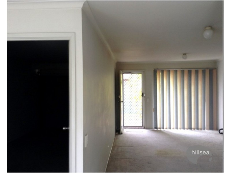 2/2 Melanie Place, Labrador QLD 4215
