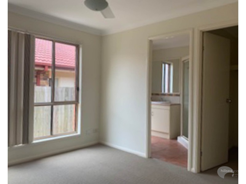 1/1 Firecrest Close, Upper Coomera QLD 4209
