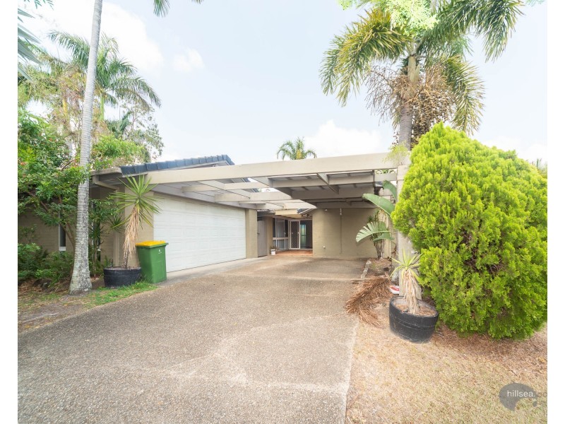 4 Crampton Court, Parkwood QLD 4214