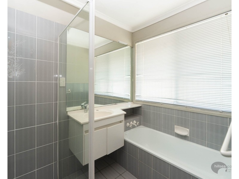 4 Crampton Court, Parkwood QLD 4214