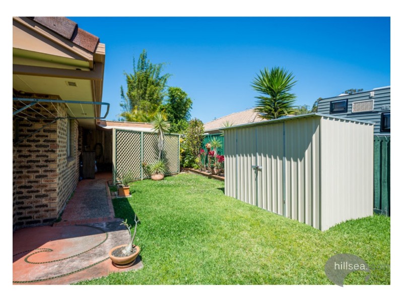 2/116 Little Usher Avenue, Labrador QLD 4215