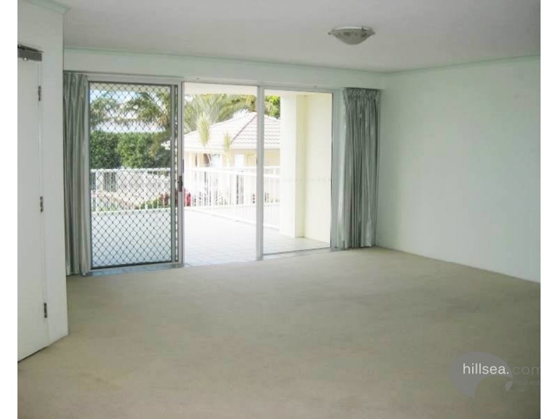 4/1 Poinsettia Avenue, Hollywell QLD 4216