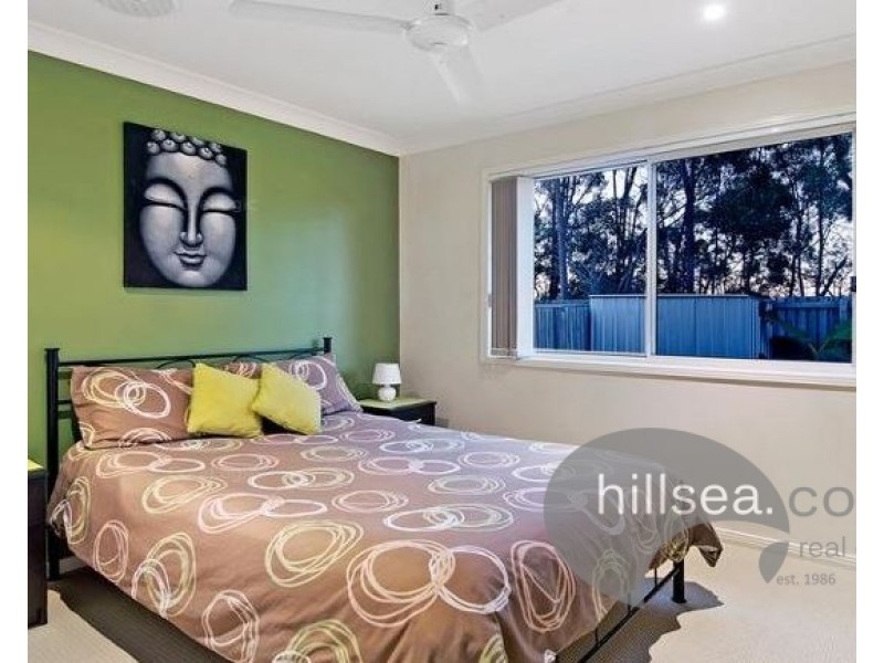 31 Zane Street, Molendinar QLD 4214