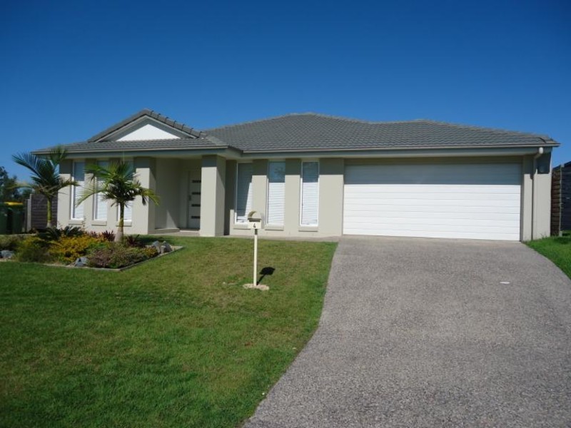 4 Arcadia Boulevard, Pimpama QLD 4209