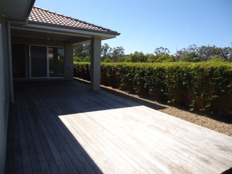 4 Arcadia Boulevard, Pimpama QLD 4209