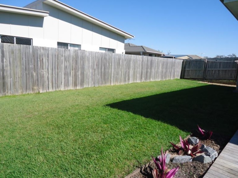 4 Arcadia Boulevard, Pimpama QLD 4209