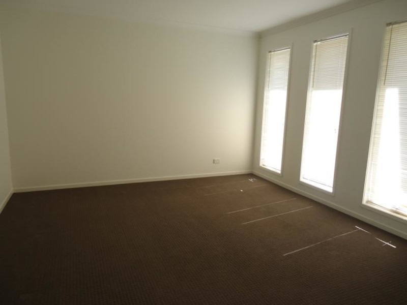 4 Arcadia Boulevard, Pimpama QLD 4209