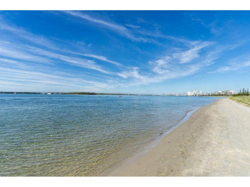 5/526 Marine Parade, Biggera Waters QLD 4216