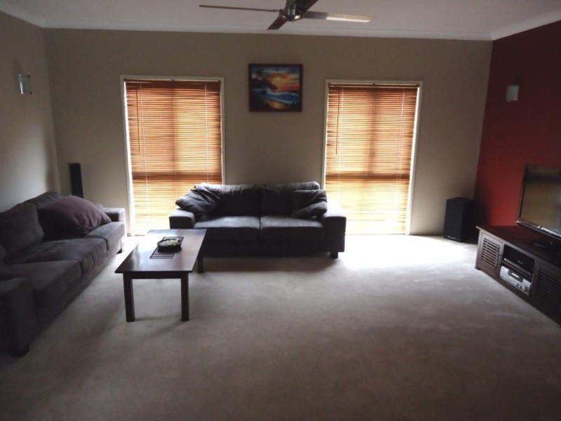 7 Bundarra Street, Coombabah QLD 4216