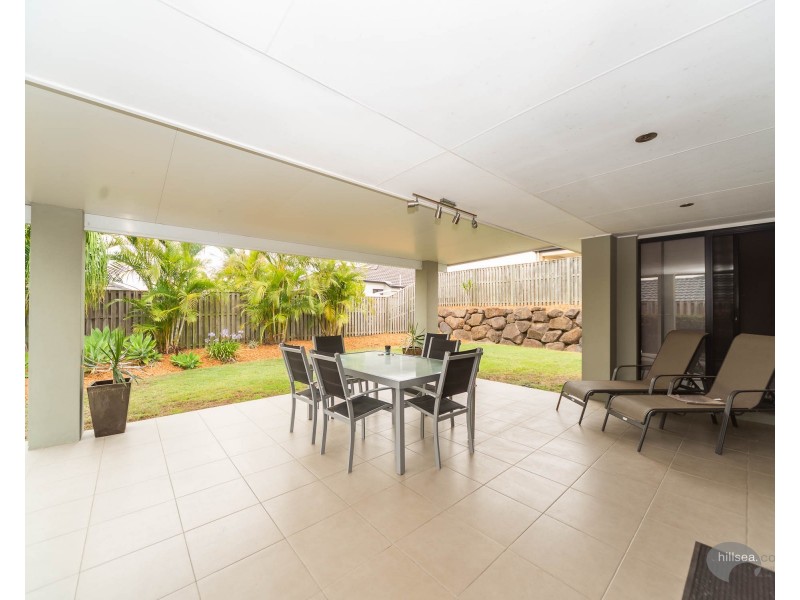 4 Cossington Circuit, Maudsland QLD 4210