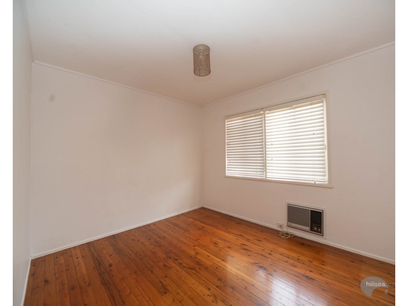 17 Bellevue Parade, Labrador QLD 4215