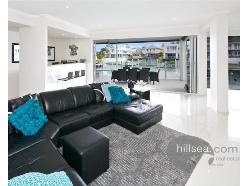 19 North Quay Drive, Biggera Waters QLD 4216