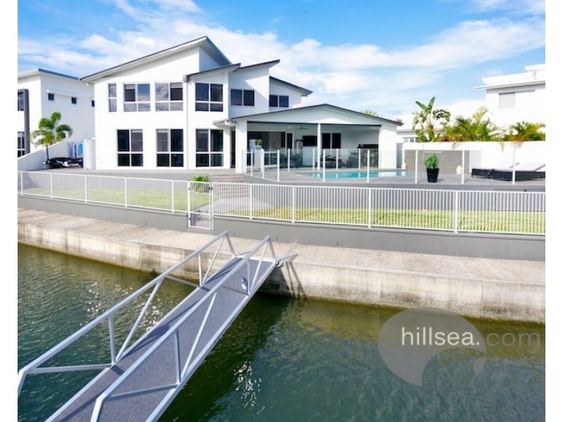 19 North Quay Drive, Biggera Waters QLD 4216