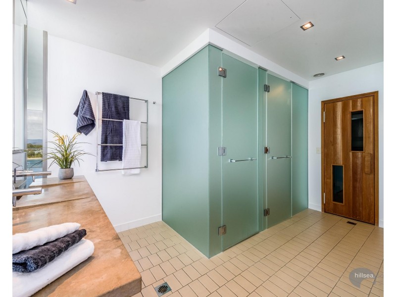 29802/2 Ephraim Island, Paradise Point QLD 4216