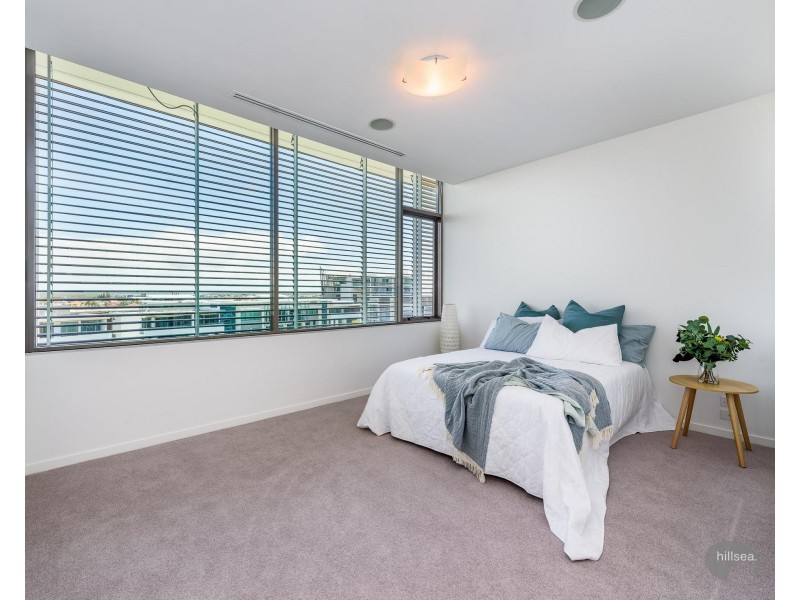 29802/2 Ephraim Island, Paradise Point QLD 4216