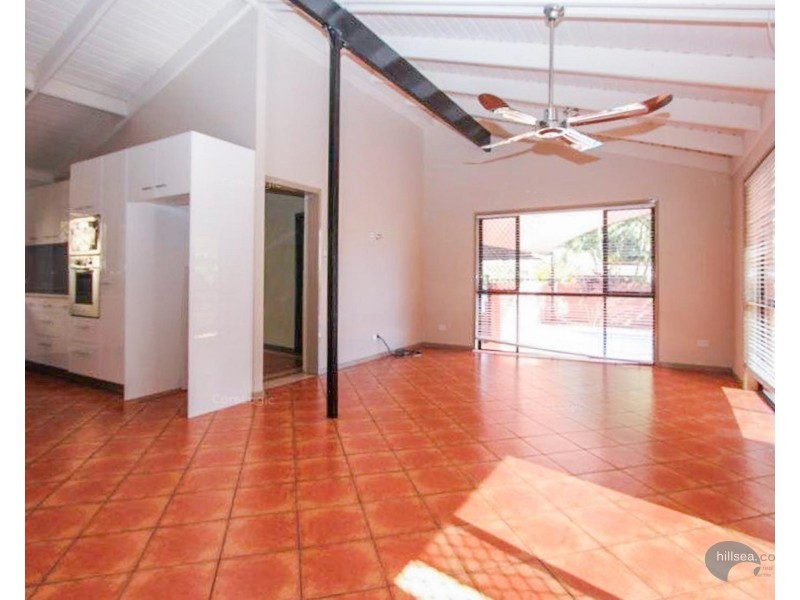 43 Allinga Street, Coombabah QLD 4216