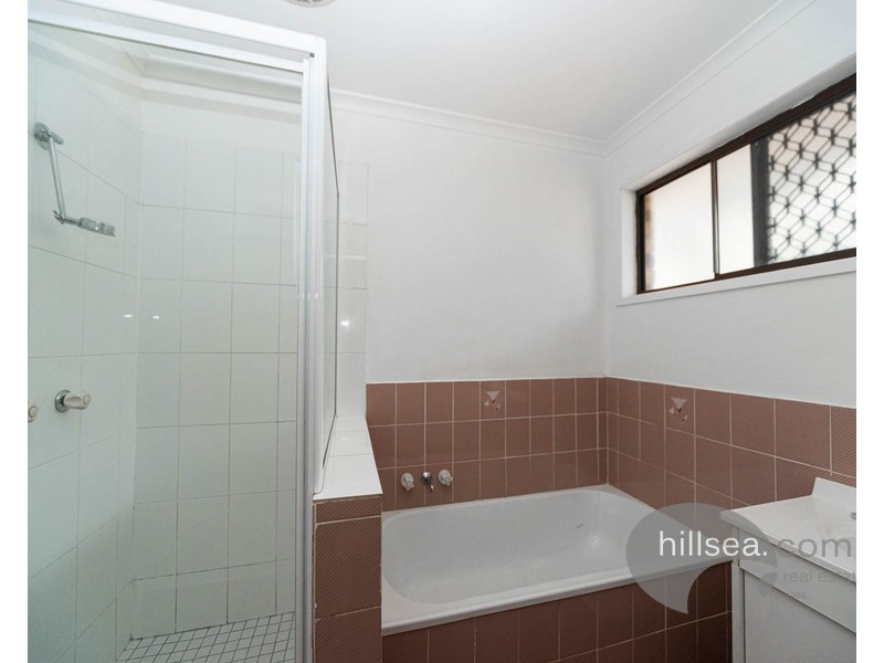 5 Sauvignon Court, Molendinar QLD 4214