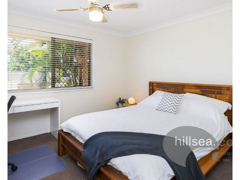 38 Sundown Drive, Paradise Point QLD 4216