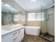 30 Sundown Drive, Paradise Point QLD 4216