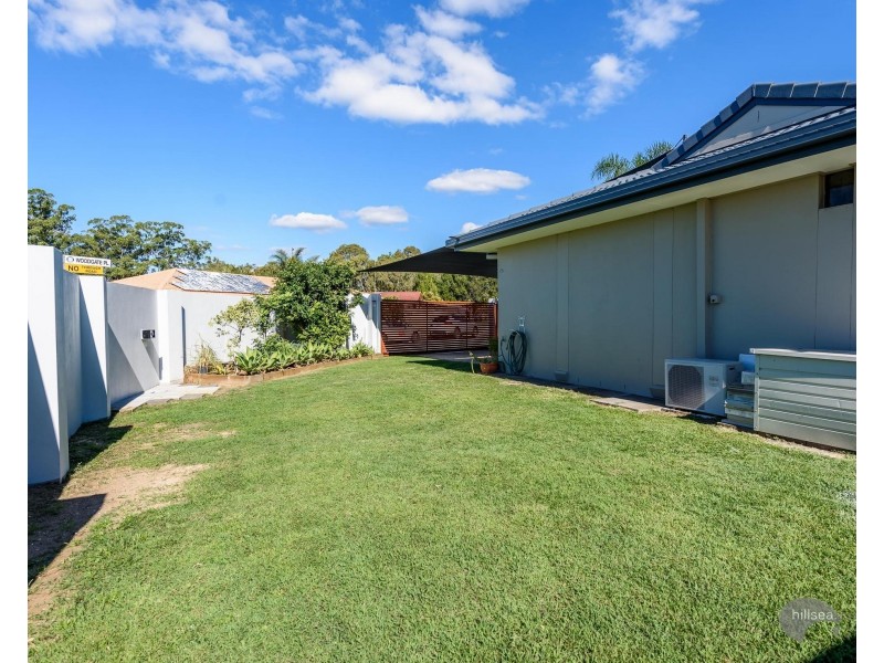 30 Sundown Drive, Paradise Point QLD 4216
