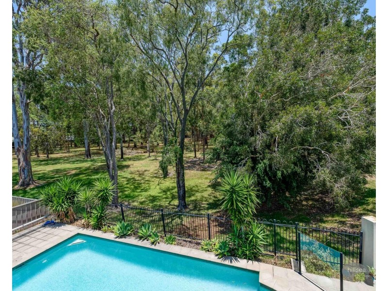 18 Lakefield Crescent, Paradise Point QLD 4216