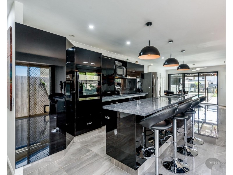 32 Tallara Street, Coombabah QLD 4216