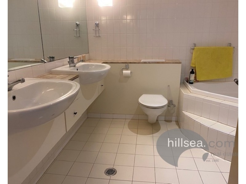5/76-80 Chichester Drive, Arundel QLD 4214