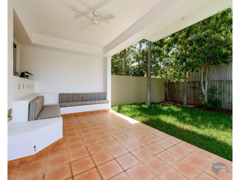2/29 Nankeen Avenue, Paradise Point QLD 4216