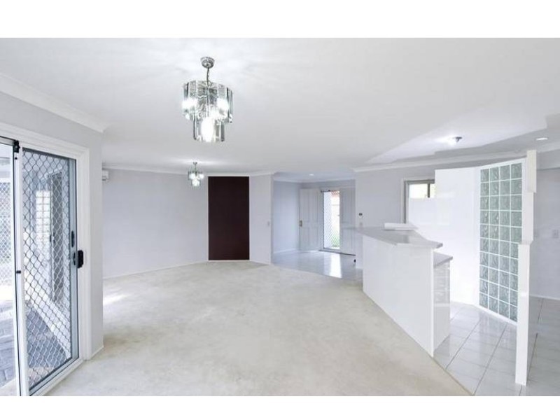 24 Greg Norman Crescent, Parkwood QLD 4214