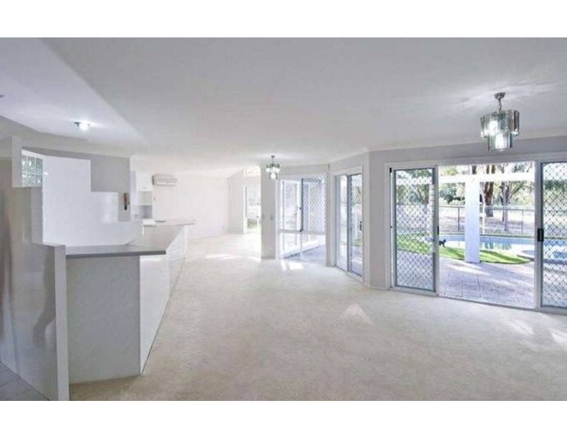 24 Greg Norman Crescent, Parkwood QLD 4214