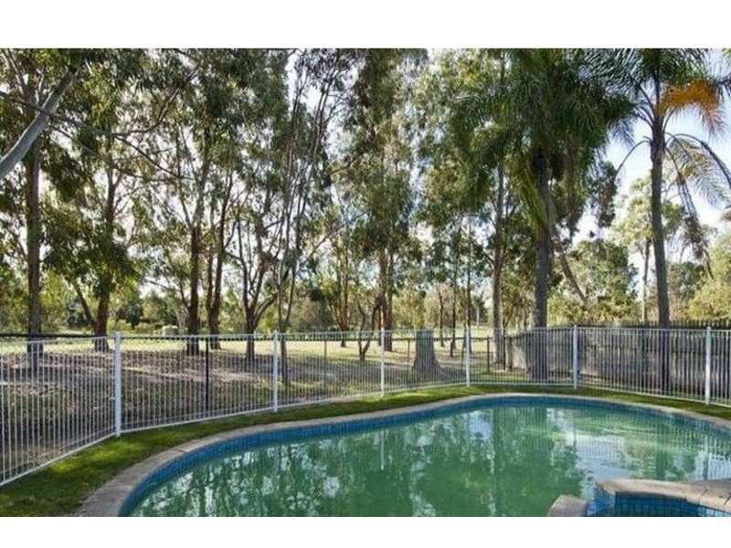 24 Greg Norman Crescent, Parkwood QLD 4214