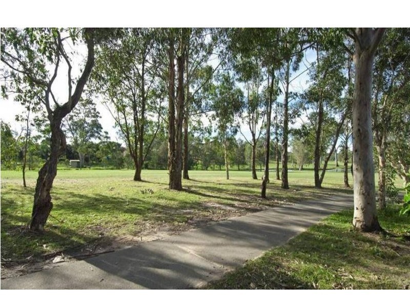 24 Greg Norman Crescent, Parkwood QLD 4214