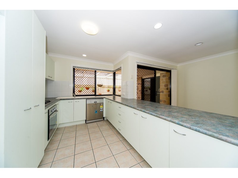 11 Sage Court, Runaway Bay QLD 4216