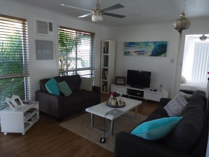 4 Remount Place, Carrara QLD 4211