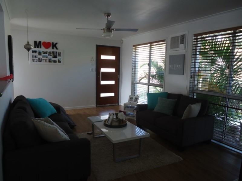 4 Remount Place, Carrara QLD 4211