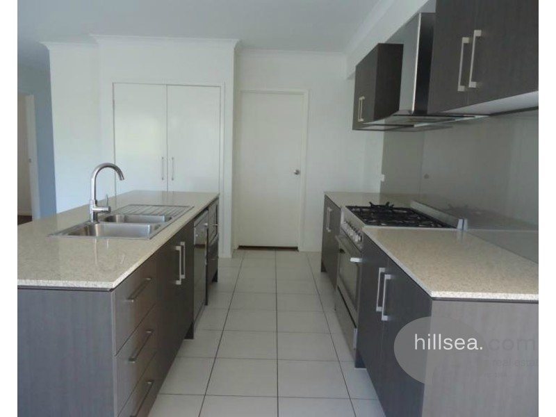 4 Arcadia Boulevard, Pimpama QLD 4209