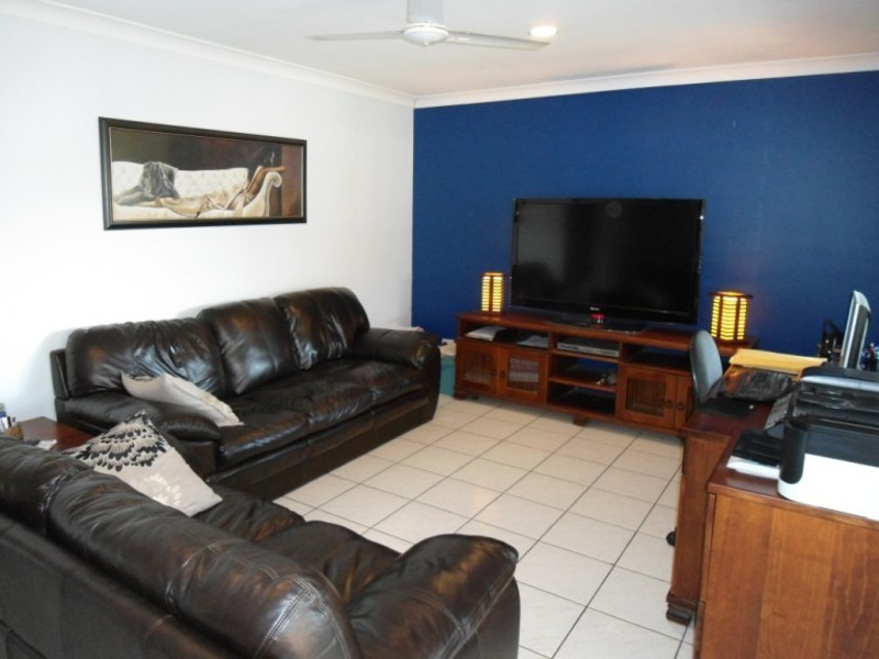 21 James Cagney Close, Parkwood QLD 4214