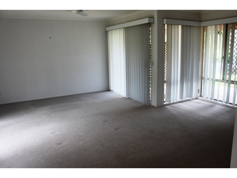 254 Mildura Drive, Helensvale QLD 4212