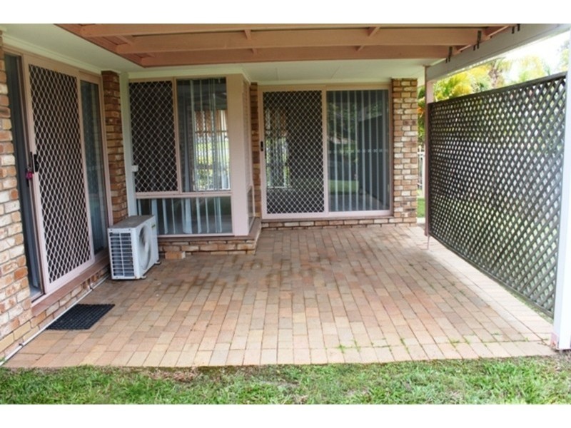 254 Mildura Drive, Helensvale QLD 4212