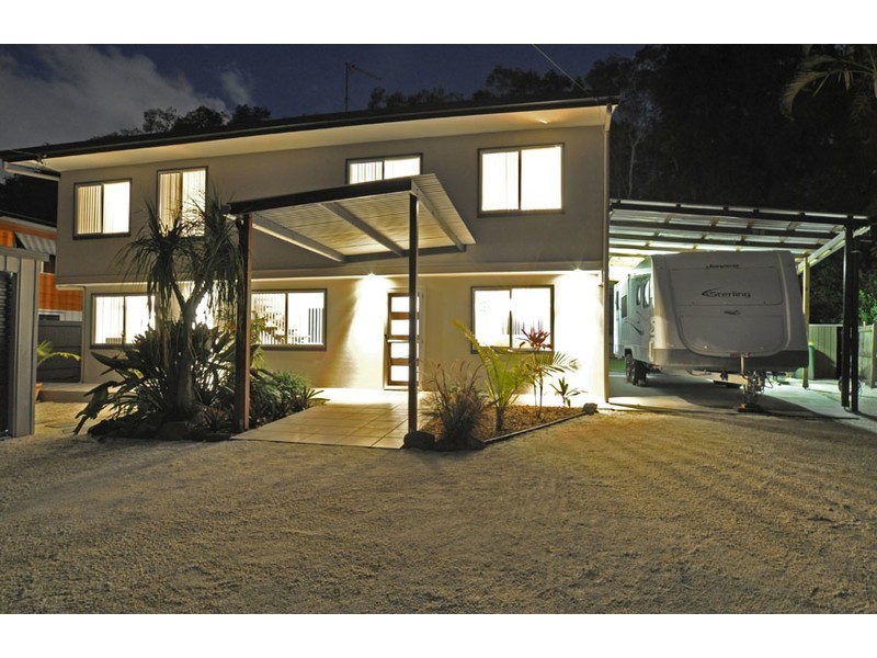 71 Nalkari Street, Coombabah QLD 4216